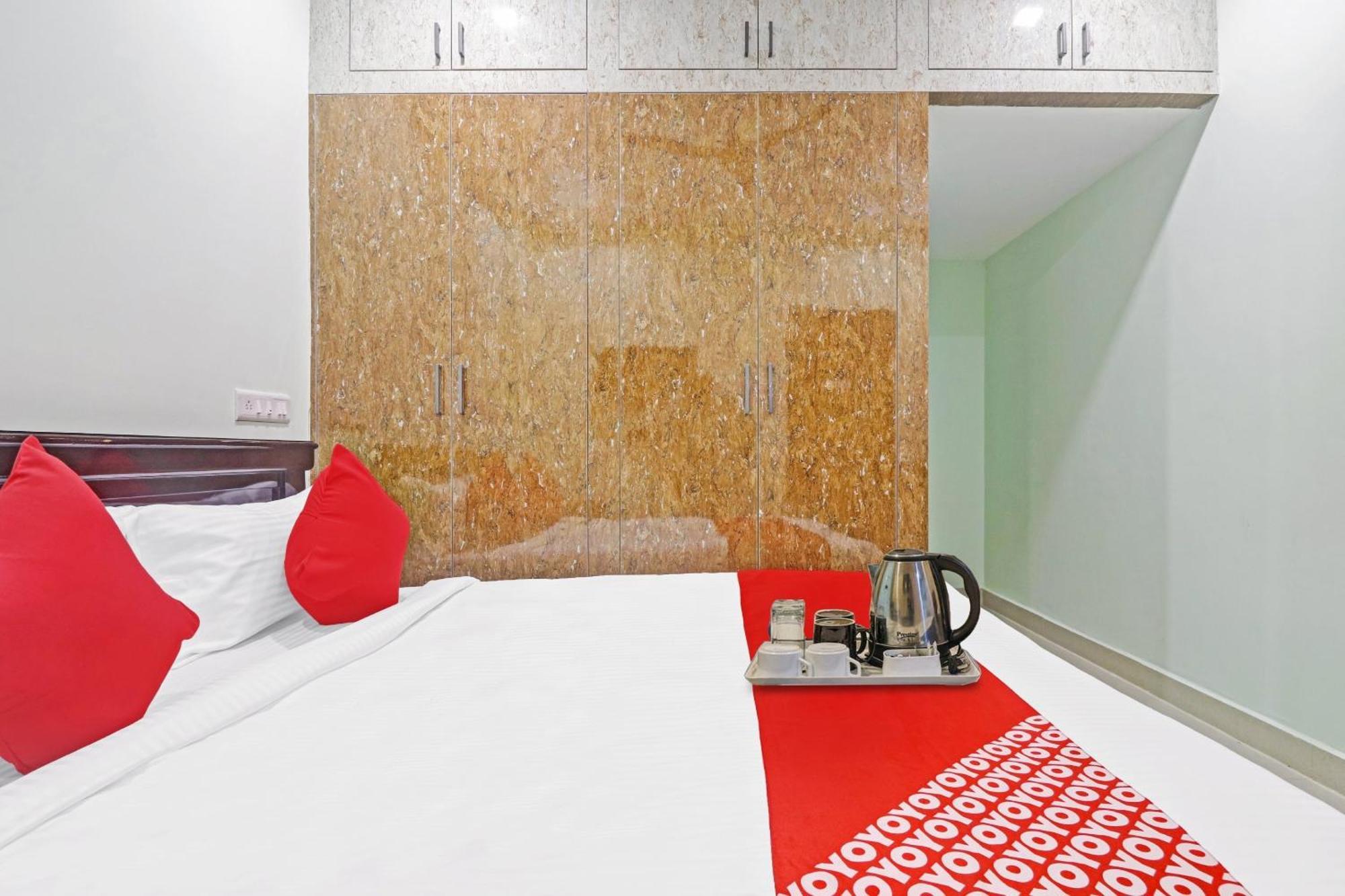 Hotel O Hanuma Residency Sururnagar Bagian luar foto