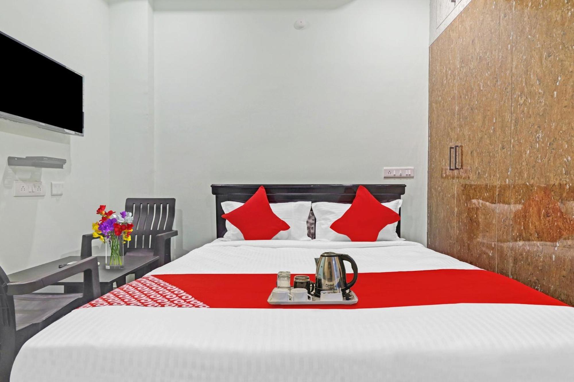 Hotel O Hanuma Residency Sururnagar Bagian luar foto