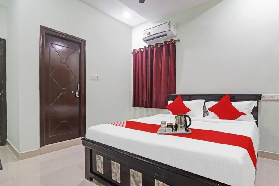 Hotel O Hanuma Residency Sururnagar Bagian luar foto