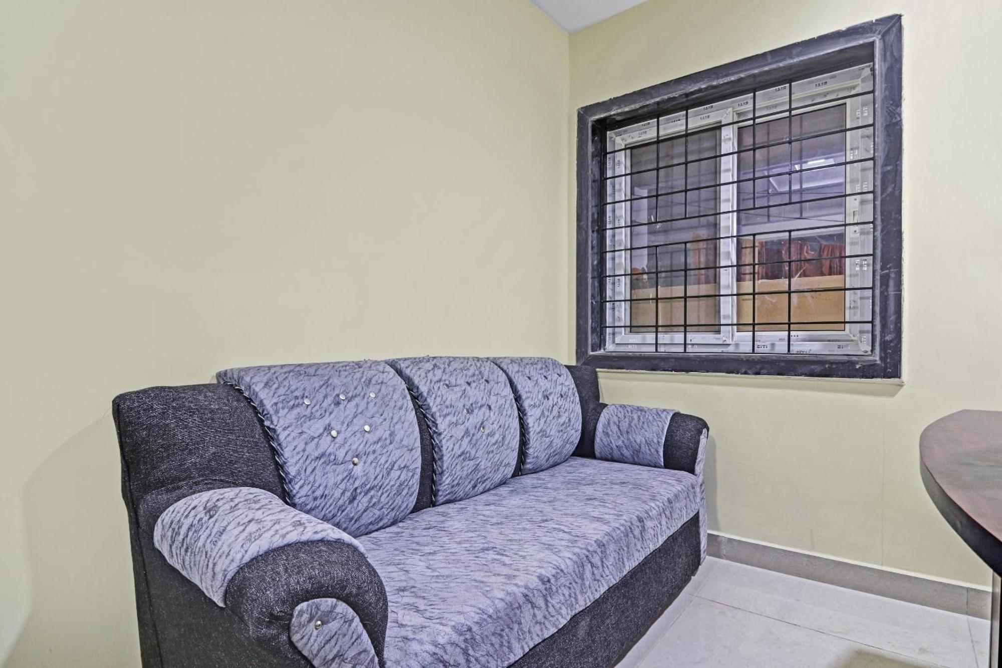 Hotel O Hanuma Residency Sururnagar Bagian luar foto