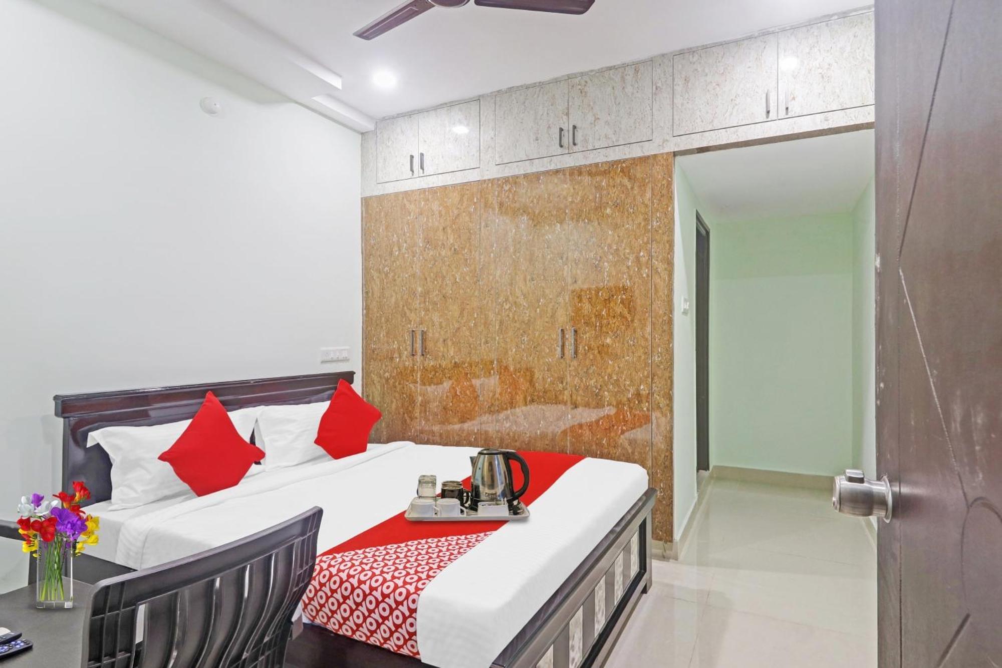 Hotel O Hanuma Residency Sururnagar Bagian luar foto